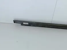 молдинг стекла BMW X4
