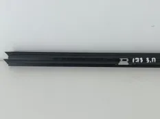 Уплотнитель стекла BMW X4