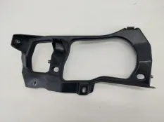 Кронштейн фары Volkswagen Touareg 2