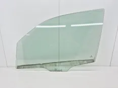 Стекло двери Volkswagen Amarok