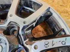 Диск литой Toyota Tundra