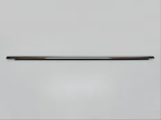 молдинг стекла Geely Monjaro