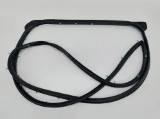 Уплотнитель двери Toyota Tundra