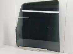 Стекло двери Toyota Tundra