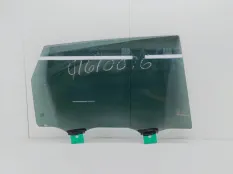 Стекло двери Audi Q7