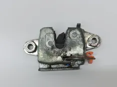 замок багажника Toyota Tundra