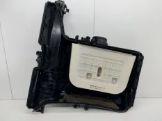 корпус воздушного фильтра Audi Q7