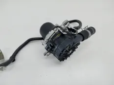 Насос дополнительного наддува воздуха Toyota Tundra