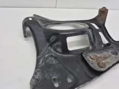 Кронштейн бампера Toyota Tundra