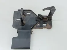 Крюк капота Volkswagen Amarok