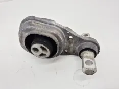 подушка двигателя Mercedes A200