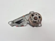 Помпа (водяной насос) Mercedes A200