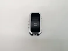 Кнопка стеклоподъёмника Mercedes A200