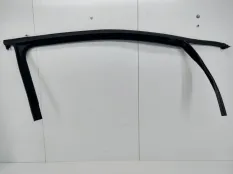 Молдинг двери Mercedes A200