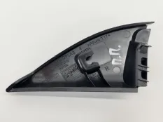 Накладка двери Mercedes A200