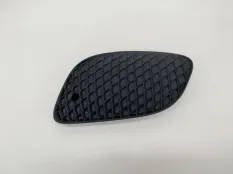 Решетка бампера Mercedes A200