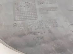Решетка бампера Mercedes A200