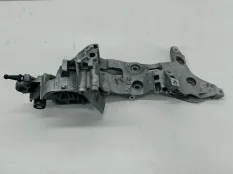 Кронштейн генератора Skoda Octavia