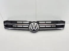 решетка радиатора Volkswagen Touareg 2