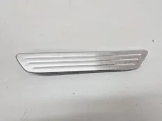 Накладка порога Volkswagen Touareg 2