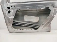 дверь Mercedes A180
