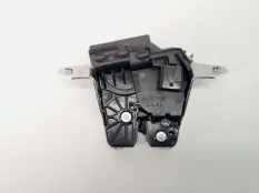 замок багажника Mercedes A200