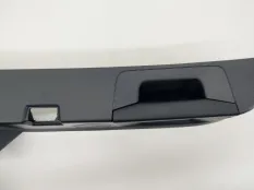 Обшивка крышки багажника Mercedes A200