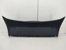 Обшивка крышки багажника Mercedes A200