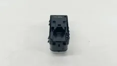 Кнопка стеклоподъёмника Mercedes A200