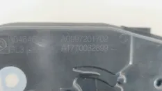 замок двери Mercedes A200