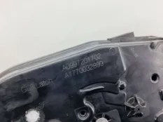 замок двери Mercedes A180