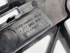 Кронштейн бампера Mercedes A200
