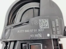 Бардачок центральный Mercedes A180