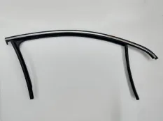 Уплотнитель стекла Volkswagen Passat