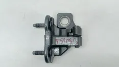петля двери Mercedes A180