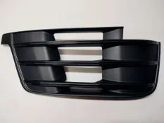 Решетка бампера Audi Q7