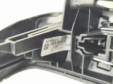 Кнопка открывания бардачка Mercedes A180