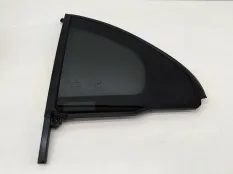 форточка двери Mercedes A180