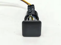 Гнездо прикуривателя ( прикуриватель ) Mercedes A180