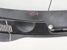 Водоотводящий щиток Жабо Volkswagen Touareg