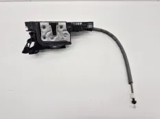 замок двери Mercedes CLA