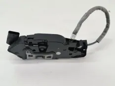 замок двери Mercedes A180