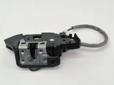 замок двери Mercedes A180
