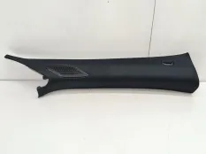 Накладка стойки Mercedes CLA