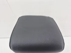 Подголовник Mercedes CLA