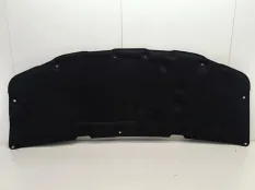 Шумоизоляция капота Mercedes CLA