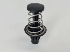 Отбойник капота Mercedes CLA