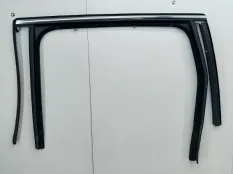 Уплотнитель стекла Volkswagen Touareg