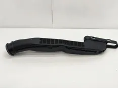 воздуховод Mercedes CLA