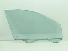 Стекло двери Volkswagen Touareg 2